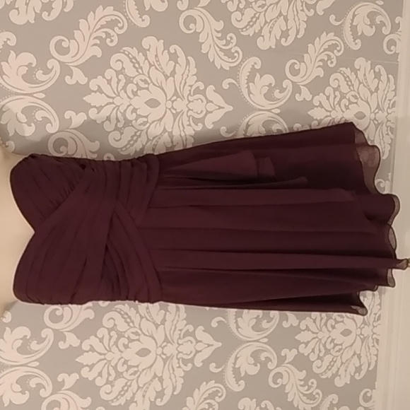 David's Bridal Plum Strapless w Tags - Picture 1 of 7